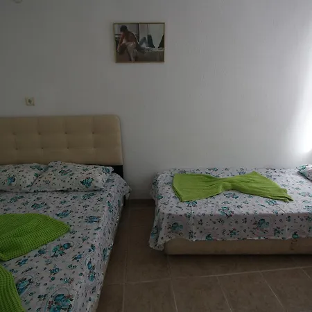 Motel Avsa Berivan Avsa Adasi