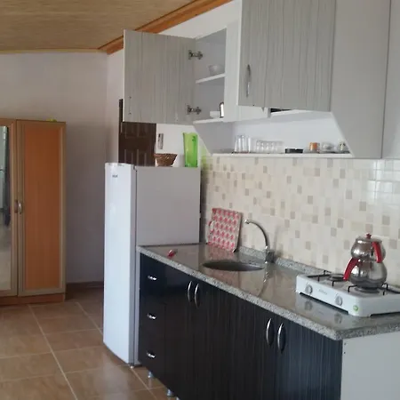 Motel Avsa Berivan *